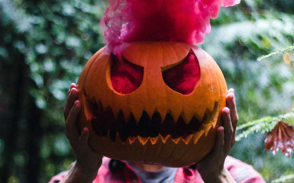 13 Movies To Watch For The Ultimate Halloween Experience