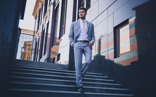 How You Dress Impacts Your Success  