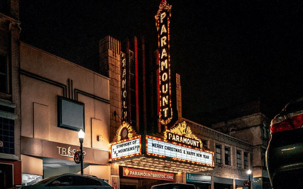 Not-So-Christmas Movies Selected For You Over The Long Holiday Weekends!