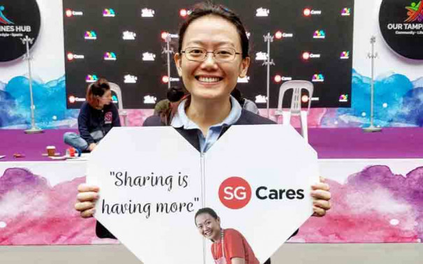 Shaping Healthier Minds and Pottery Together – Interview with Joan From Center Pottery