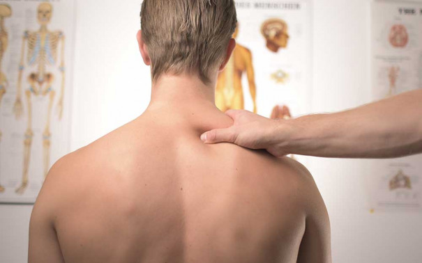 10 Chiropractors in Singapore For Your Pain Relief