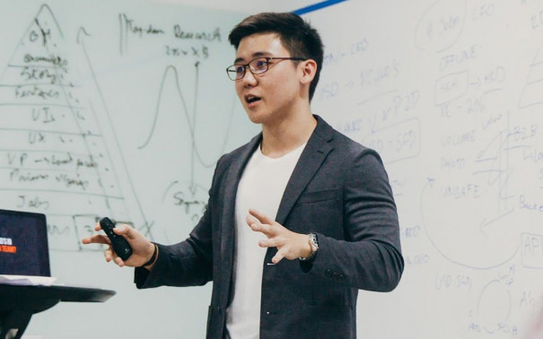 HighSpark: From Failing Student To Successful Entrepreneur 