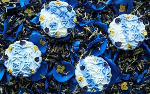 8 Interesting and Unusual Mooncake Flavours worth a try this Mid-Autumn Festival 