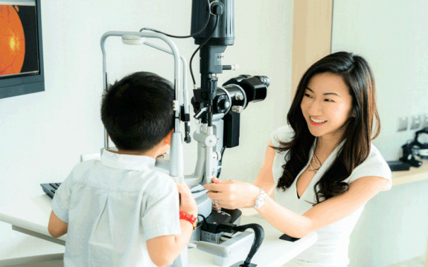 Dr Claudine Pang: Improving Eye Health Education Through Technology