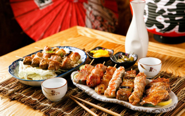 5 Izakaya Bars to Satisfy Your Japanese Food Cravings