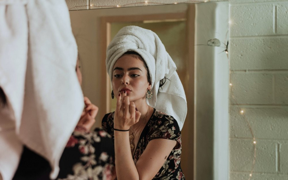 A Beginner's Guide to Holistic Skin Care