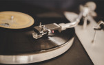 Miraculous Return of Vinyl in Today's Time + Their Rising Popularity